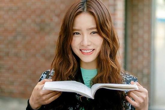 Tử vi thứ Sáu ngày 20/9/2019 của 12 con giáp: Mão áp lực căng thẳng vì công việc, Ngọ cẩn thận bị lừa tiền bạc