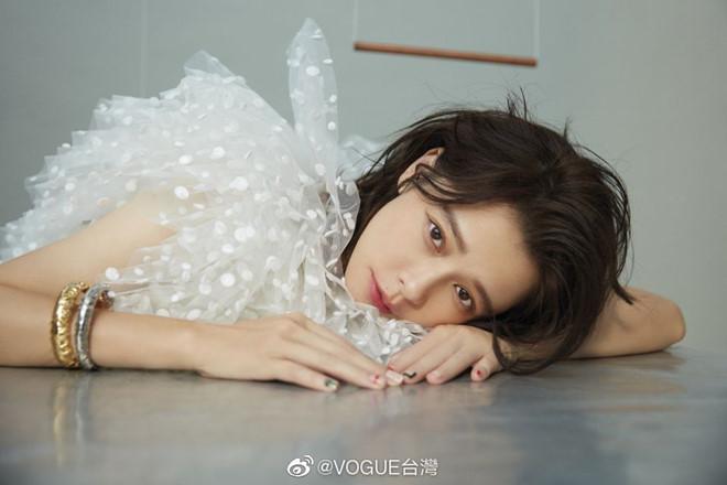 Từ Nhược Tuyên và cuộc đào thoát khỏi quá khứ đóng phim cấp 3-1