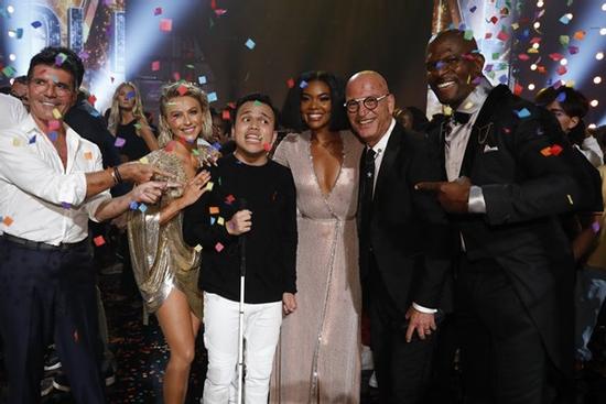 Chàng trai mù tự kỷ trở thành quán quân America's Got Talent 2019