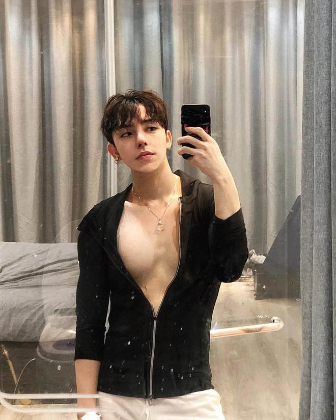 Trai xinh gái đẹp khiến ai nấy hết hồn khi khoe cận gương mặt giống nhau như tạc sau thẩm mỹ-7