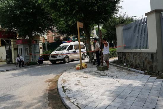 Hà Nội: Phát hiện nam bảo vệ tử vong trên vũng máu trong khu đô thị Dương Nội