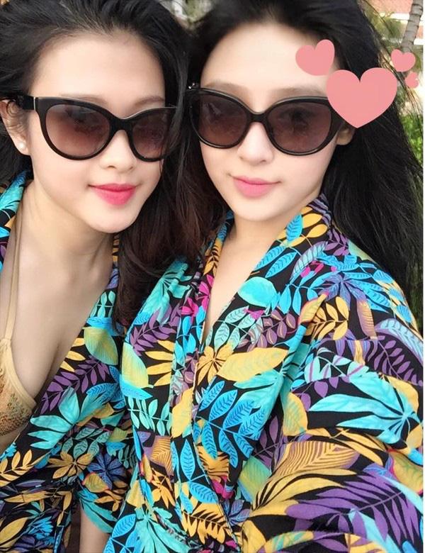 Ra trường không lâu em gái Huyền Baby đã tậu xế hộp tiền tỉ, được bạn bè của mẹ vào bình luận bất ngờ-1