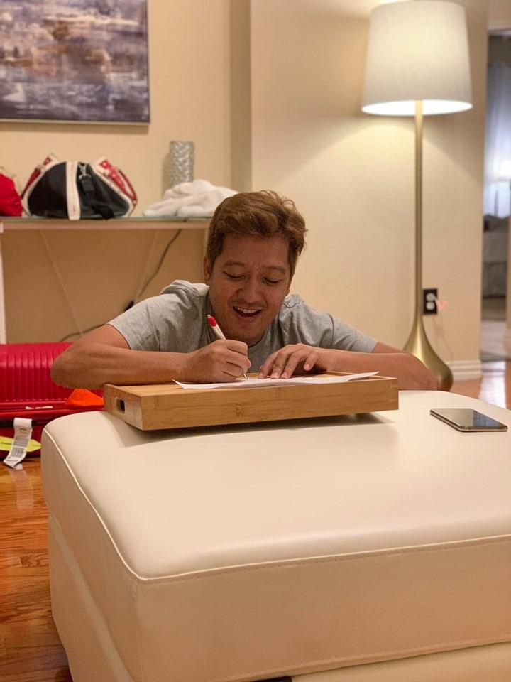 Con gái Trường Giang phản ứng cực yêu khi trò chuyện với ba qua facetime-3