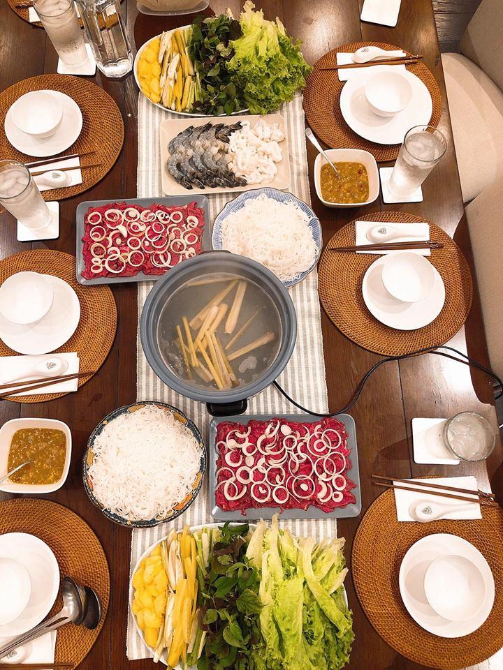 Tăng Thanh Hà được mệnh danh cô gái số hưởng khi cả bố lẫn mẹ đẻ đều nấu ăn đỉnh kout-3