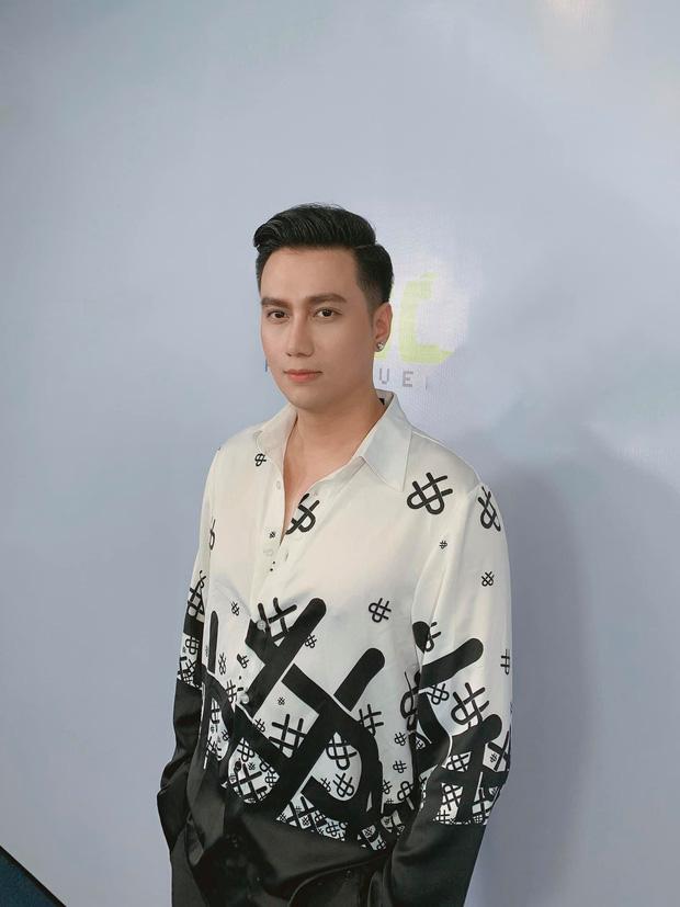 Diễn viên Việt Anh trang điểm nữ tính bất ngờ - Đỗ Mỹ Linh lại có màn họa mặt già chát chúa-4