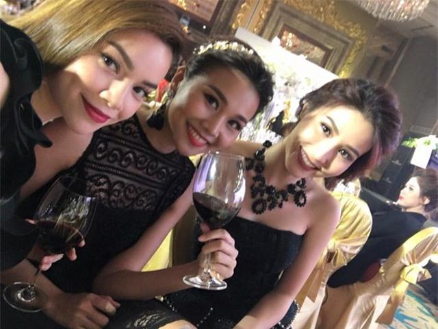 Đứng chung khung hình với dàn mỹ nhân Việt, Hồ Ngọc Hà vẫn tự tin đánh bật nhiều đàn em-11