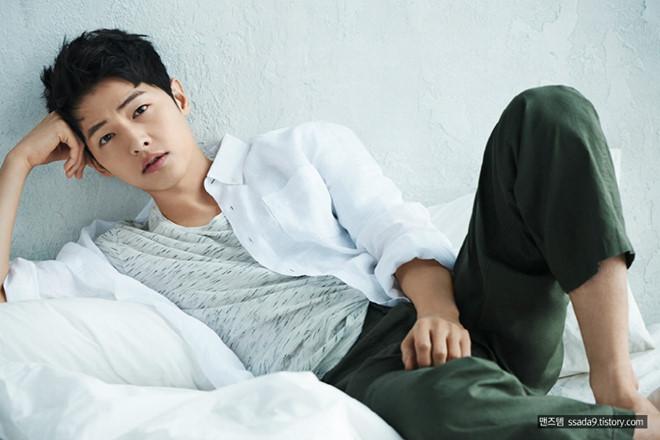 Song Joong Ki ở tuổi 34 - ly hôn, gầy gò và khóc trong ngày sinh nhật-1