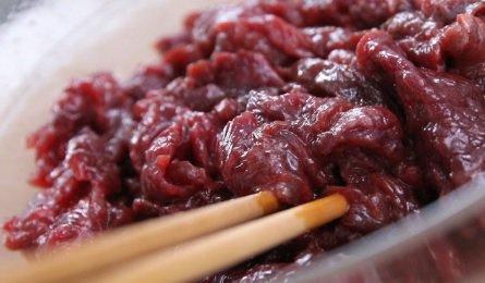 Chớ dại cho các loại gia vị này vào nồi thịt kho kẻo bị dai, mất chất-1