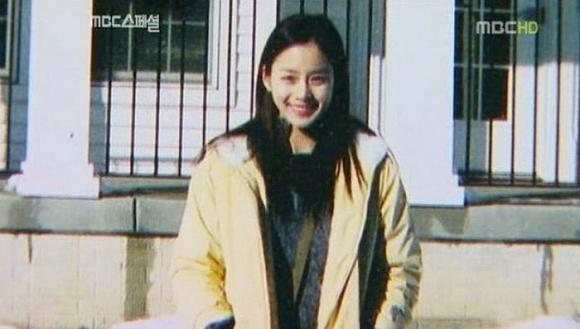 Fan choáng với nhan sắc mặt mộc của Kim Tae Hee thời đại học, bất chấp mọi camera sống ảo-4