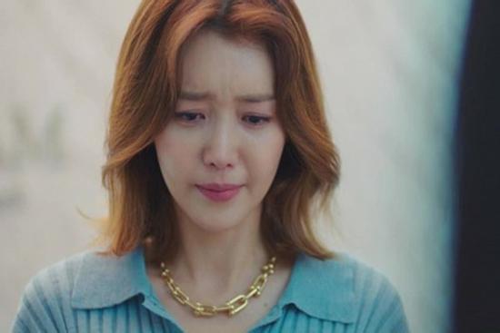 Mẹ chồng đay nghiến vì tôi trót 'ăn cơm trước kẻng'