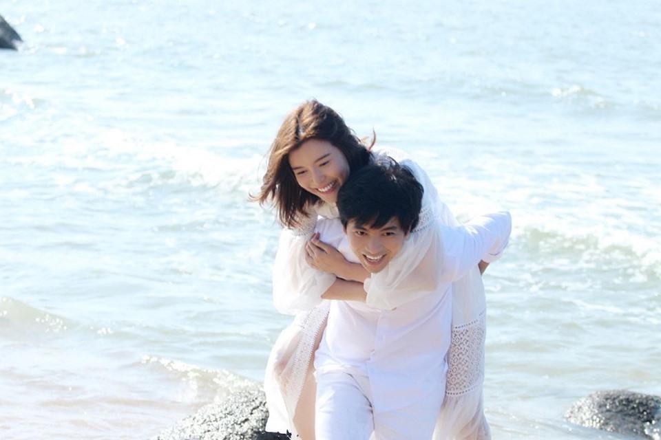 Cao Thái Hà: Tôi sợ khi xem lại cảnh nóng với Hứa Minh Đạt-2