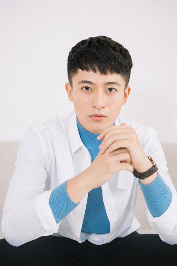 Phim vận vào đời sao Việt: người sốt cao tưởng bị Covid-19, người phẫu thuật cột sống-12