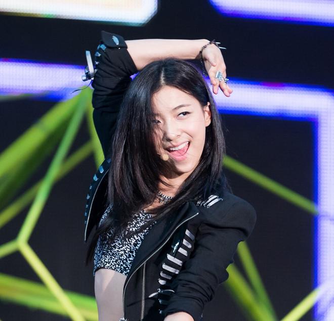 Trước khi thành thảm họa, Luna từng make up xinh đẹp thế nào?-6