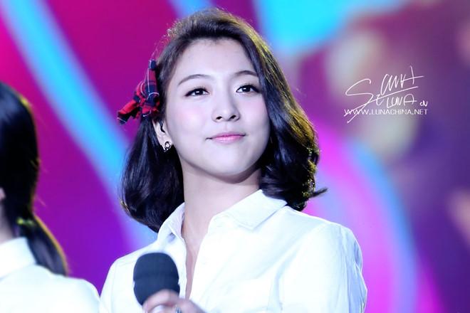 Trước khi thành thảm họa, Luna từng make up xinh đẹp thế nào?-7