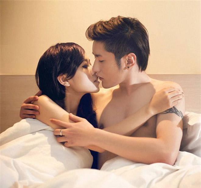 Đêm đầu bên nhau, chàng trai tá hỏa khi biết bạn gái đang thời kì cho con bú-1