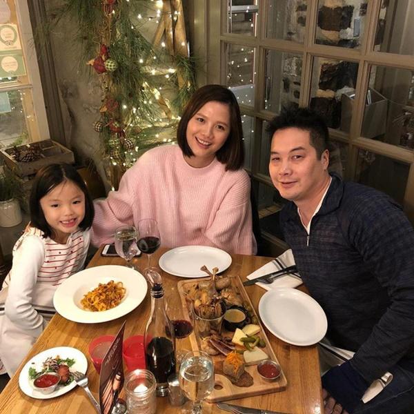 Sao Bỗng dưng muốn khóc người viên mãn bên đại gia, người một mình chịu lẻ bóng-14