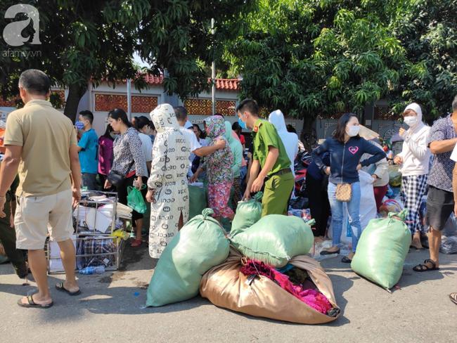 Hà Nội: Cháy chợ Tó ở Đông Anh, hàng trăm tiểu thương hoảng loạn sơ tán của cải-6