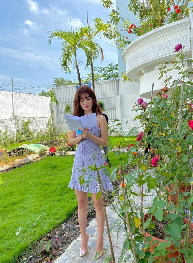 Sĩ Thanh bị so sánh với hàng fake vì khoe mình giống Song Hye Kyo-2