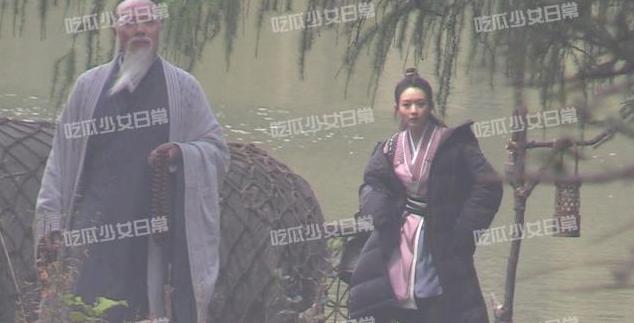 Triệu Lệ Dĩnh lộ nhan sắc già nua trên phim trường Hữu Phỉ-5