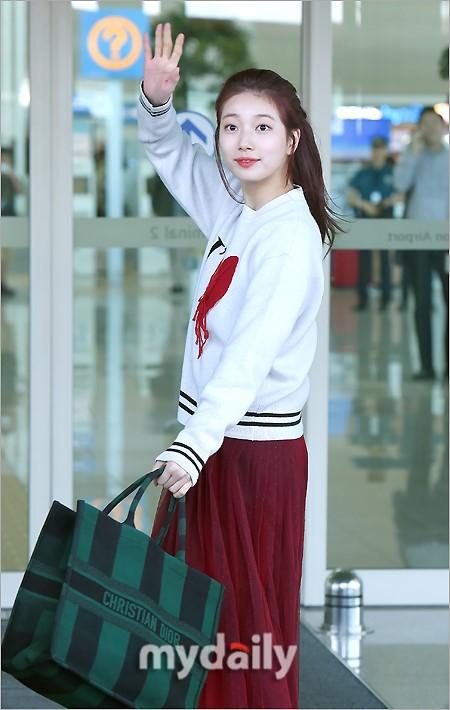 Rosé BlackPink, Suzy, Jessica... đọ thời trang sân bay siêu chất khi lên đường dự Paris Fashion Week-5