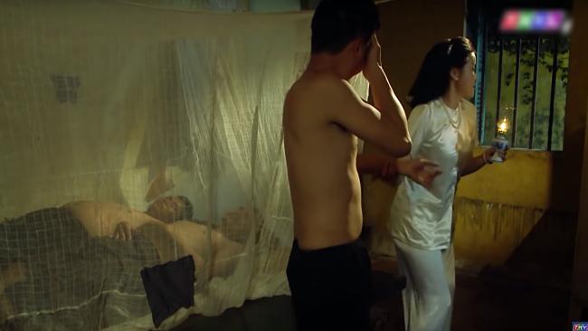Cao Thái Hà nửa đêm mò tận giường kiếm Hứa Minh Đạt để cưỡng hiếp-1