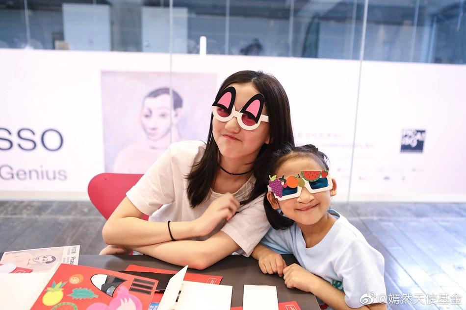 Con gái hở hàm ếch của Vương Phi theo học trường quý tộc ở Thụy Sĩ, học phí gần 3 tỷ/ năm-6