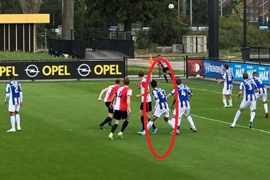 'Văn Hậu có tiềm năng trở thành cầu thủ chủ chốt của Heerenveen'