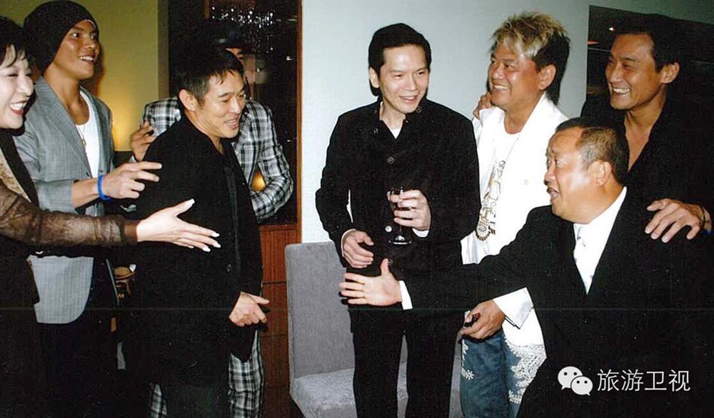 Đế chế của trùm Hướng Hoa Cường liệu còn thao túng showbiz Hong Kong?-3