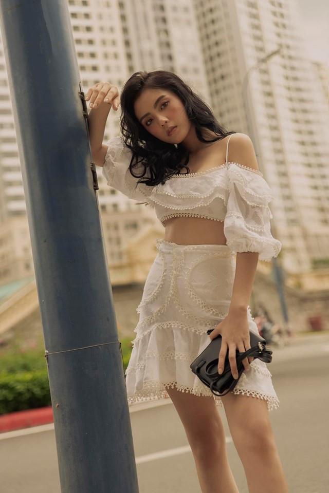 Lâm Á Hân - từ hotgirl nhóm hài đến ly hôn ồn ào và làm mẹ đơn thân-8