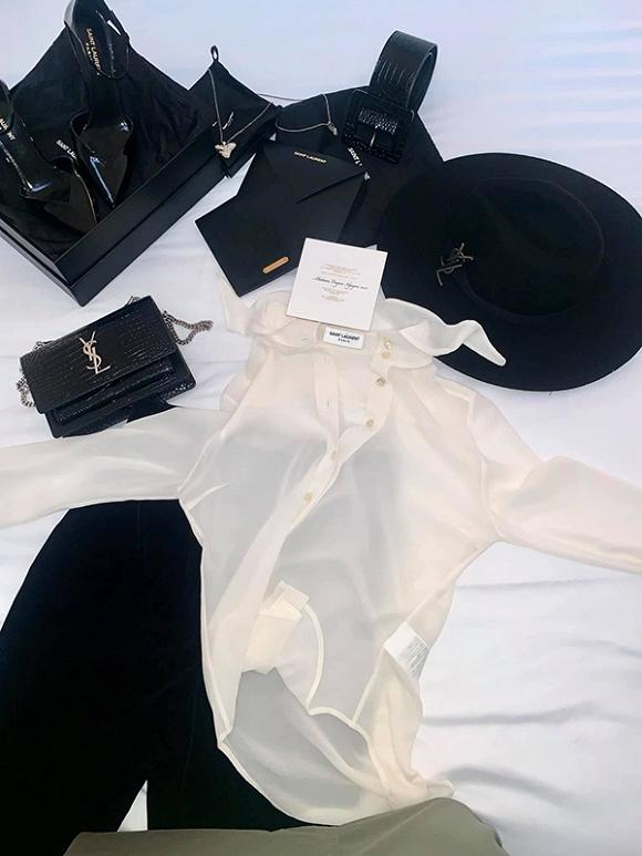 Kỳ Duyên diện hàng hiệu 100 triệu còn thả cúc áo xuống tận rốn tại Paris Fashion Week-2