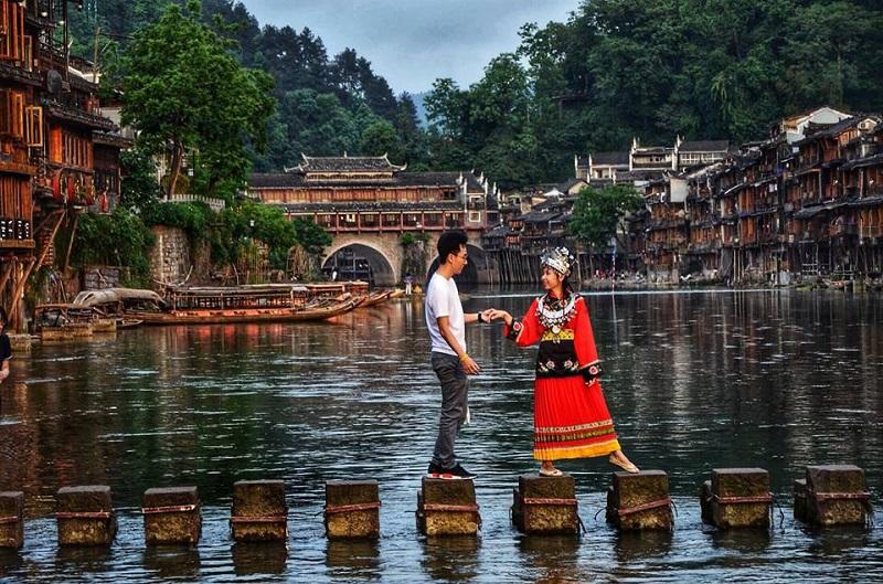 Ngưỡng mộ người chồng vì vợ mê cổ trang mà tình nguyện đưa vợ đi khắp Trung Quốc thực hiện bộ ảnh để đời-9