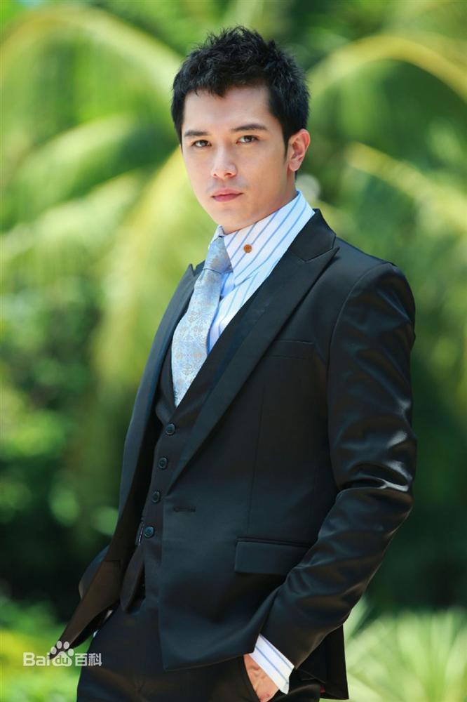 Mỹ nhân gia thế khủng Trương Quân Ninh bị bắt gặp hẹn hò tình cũ Đường Yên-8