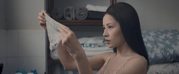 Hé lộ nụ hôn đồng tính của tiểu tam Chi Pu và chị đại Thanh Hằng-3