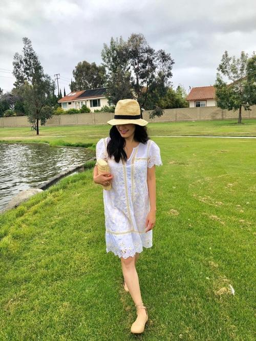 Hồng Đào tuổi 57 - vượt qua cú sốc ly hôn và an yên tận hưởng cuộc sống-3