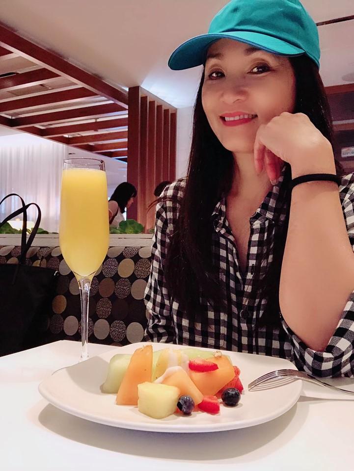 Hồng Đào tuổi 57 - vượt qua cú sốc ly hôn và an yên tận hưởng cuộc sống-6