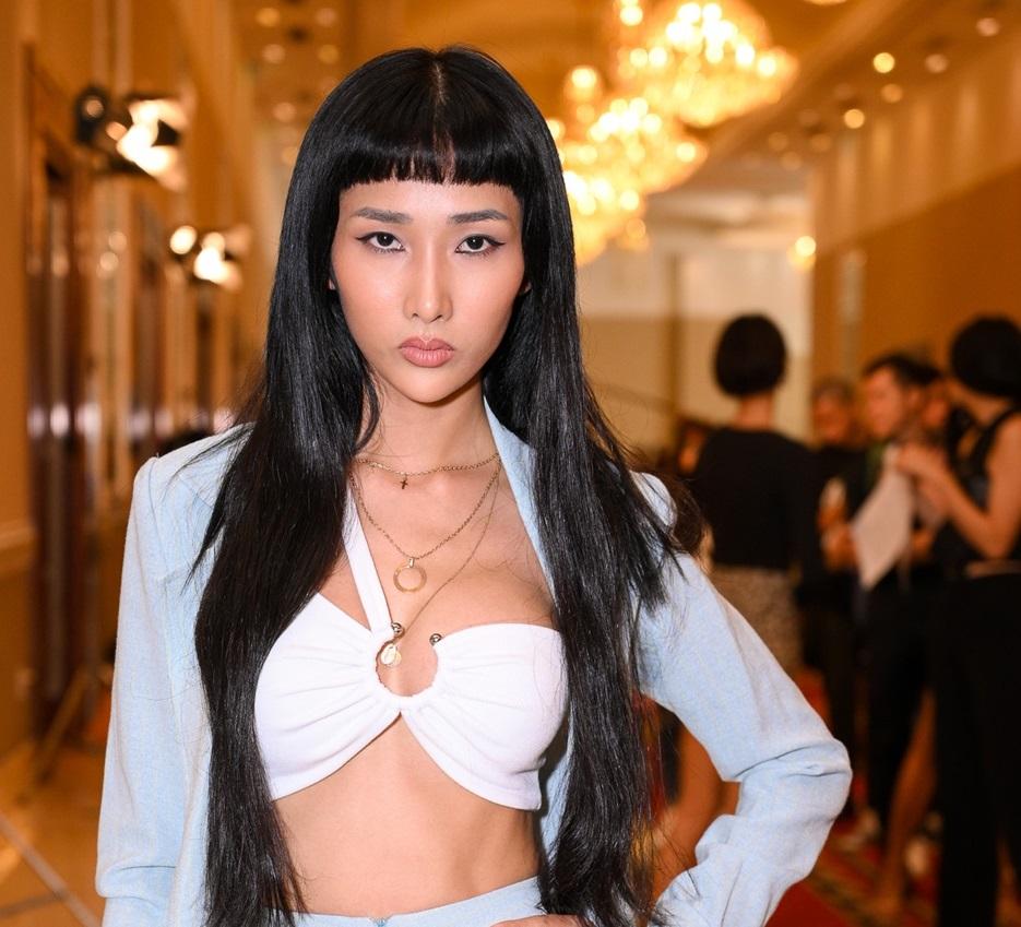 Vietnams Next Top Model 2019: Thí sinh ăn mặc thảm họa, xuất hiện hàng loạt bản sao người nổi tiếng-9