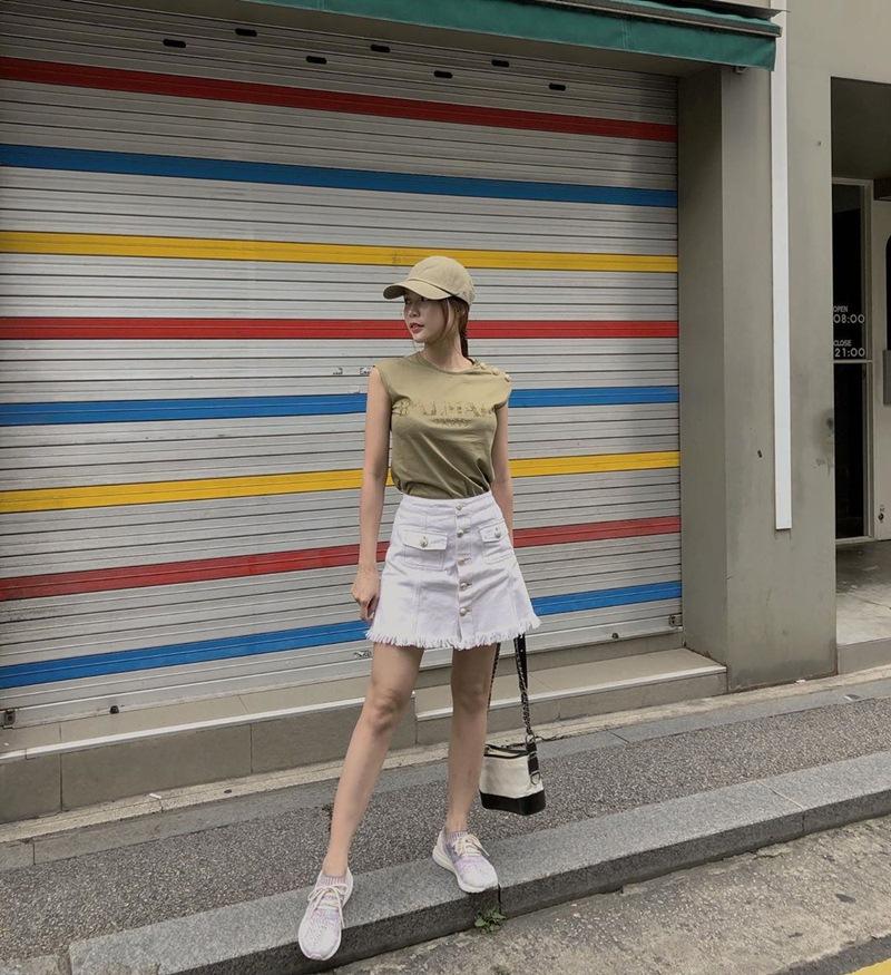 Thời tiết giao mùa muốn mặc đẹp và chất hãy học Văn Mai Hương, Jun Vũ-10