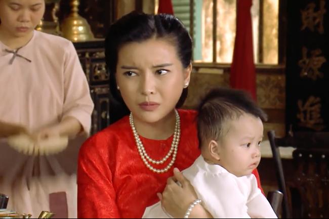 Đã cướp con trắng trợn, Cao Thái Hà còn đánh Nhật Kim Anh đổ máu-4