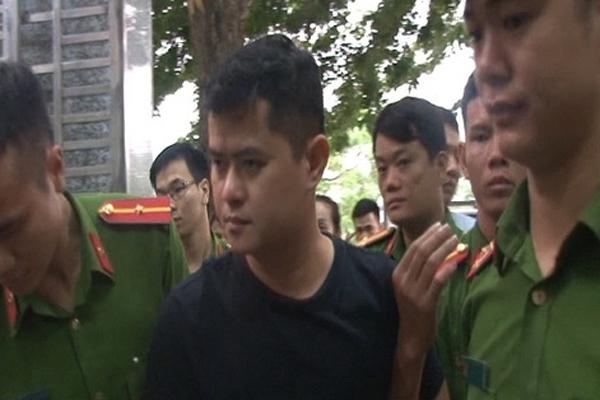 Tiết lộ bất ngờ về căn phòng của gã bác sĩ hành hung nữ điều dưỡng-2