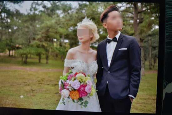 Chụp ảnh cưới xong thì 'đường ai nấy đi', cô gái bị bạn trai đòi quà, nhẫn cưới và cả tiền chụp