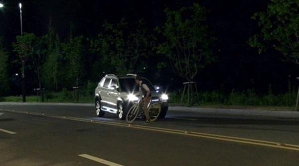 Loạt sao nam Hàn gây thót tim khi tự đóng cảnh quay nguy hiểm-7