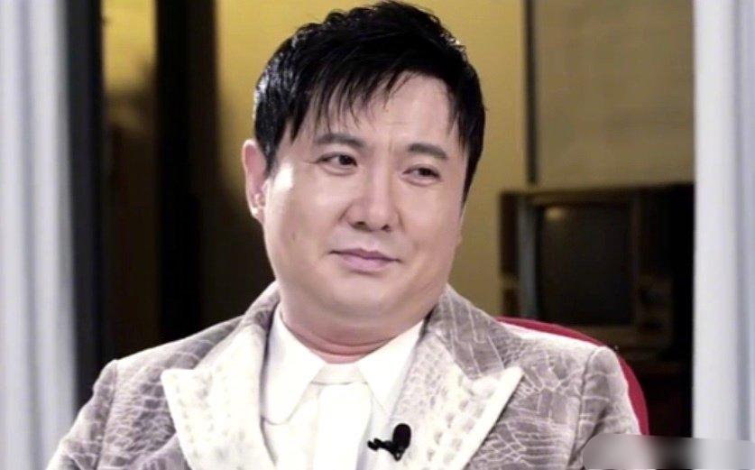 Hóa ra Tân vua hài Trung Quốc thời trẻ lại đẹp trai ít ai ngờ-3