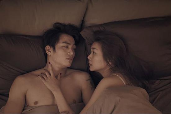 Nỗi ám ảnh của mỹ nhân Việt khi phải quay cảnh sex hàng tiếng đồng hồ