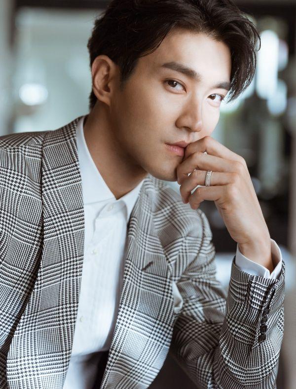 Super Junior Choi Si Won sẽ cùng nam diễn viên Park Jaemin tới Đà Nẵng, Việt Nam vào 2/10 để tham gia chiến dịch của UNICEF.