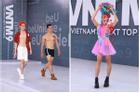 Nam thí sinh mặc váy, rải hoa trong vòng thi đồ bơi ở Next Top Model