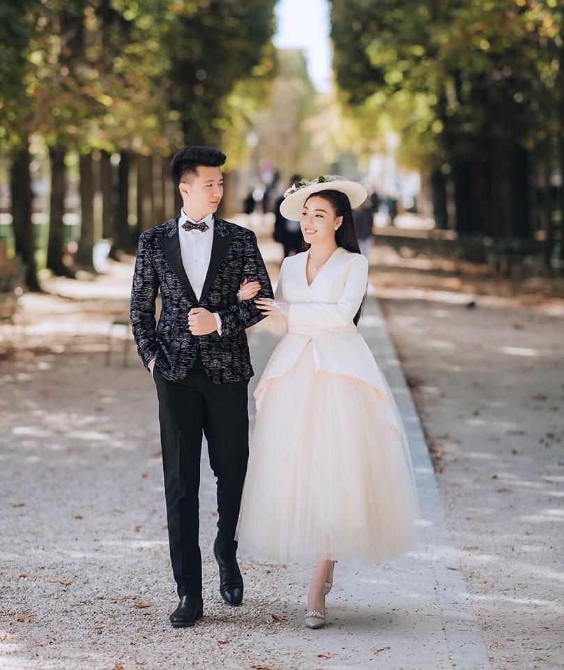 Khoe ảnh cưới chanh sả ở Pháp, nữ giảng viên đình đám MXH Việt làm người xem ngất lịm vì 3 vòng gợi cảm-8