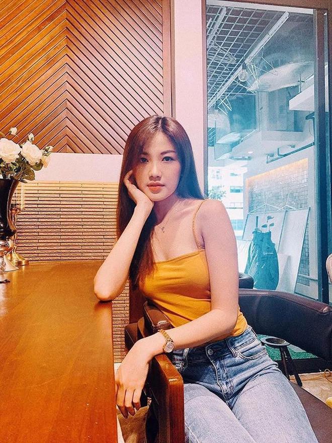 Trà tiểu tam ăn mặc gợi cảm thế nào trong Hoa hồng trên ngực trái?-8