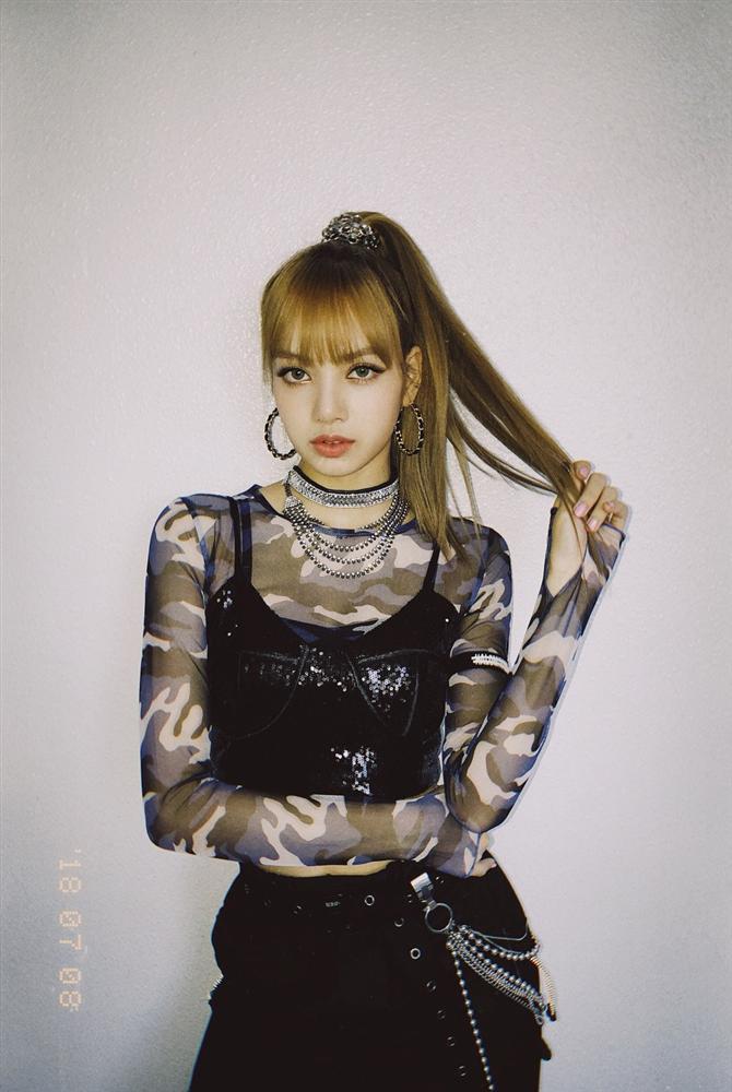 8 công thức phối đồ từ sành điệu đến nữ tính như Lisa-8