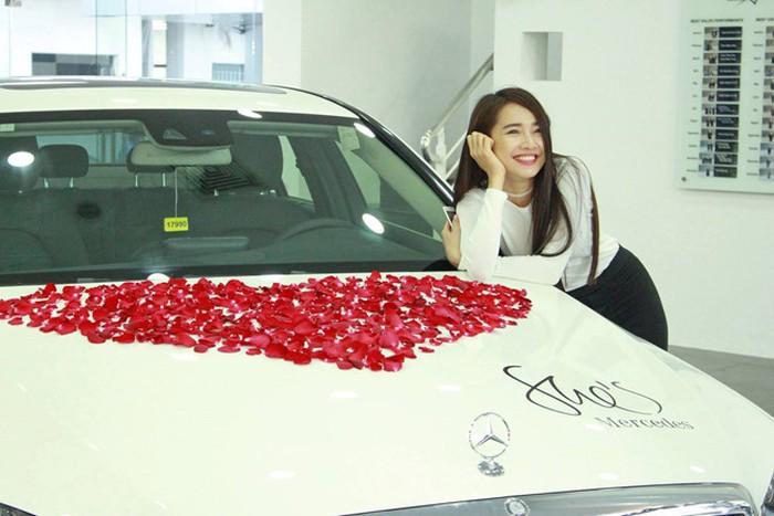 Trường Giang sau khi lấy Nhã Phương: Lúc yêu dâng xế hộp, cưới về tặng tổ ong-7