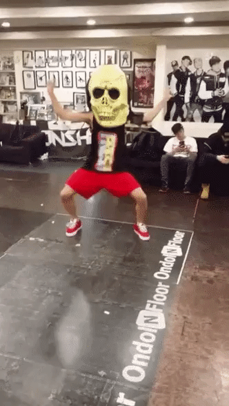 Các thánh lầy BTS chào sân Tiktok, fan tin chắc Jungkook sẽ phá đảo thế giới ảo vì 10 lý do-9